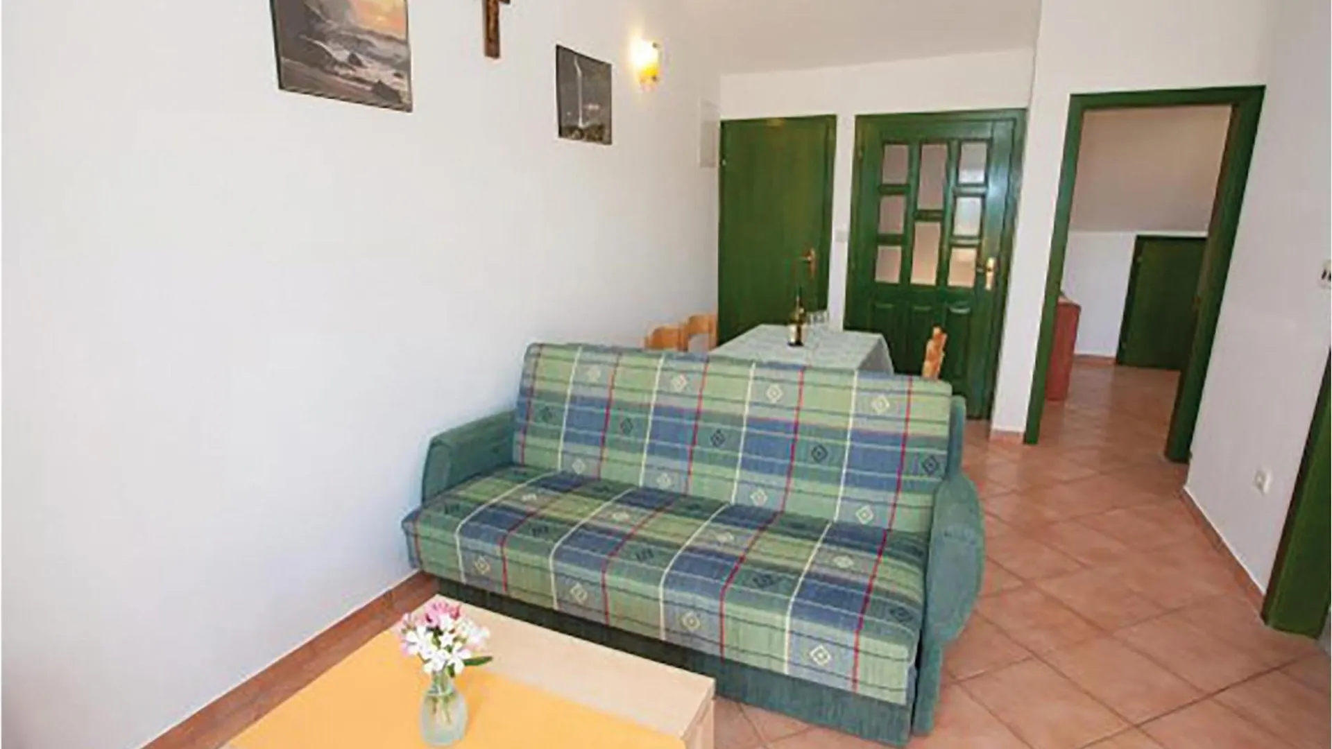 Gorgeous Apartment In Malinska With Kitchen Croatia